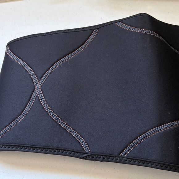 Tommy Copper Black Comfort Back Brace Size L/XL - Picture 3 of 7